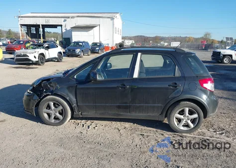2008 Suzuki Sx4 Convenience/Touring z USA, uszkodzony, nr VIN JS2YB413885111686
